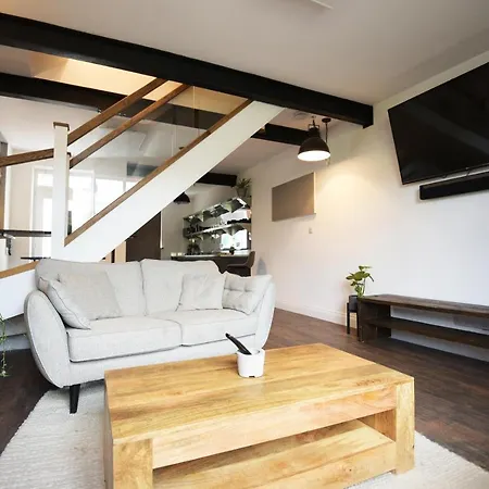 Дом отдыха Industrial Cosy Cottage - Gateway To The Lakes